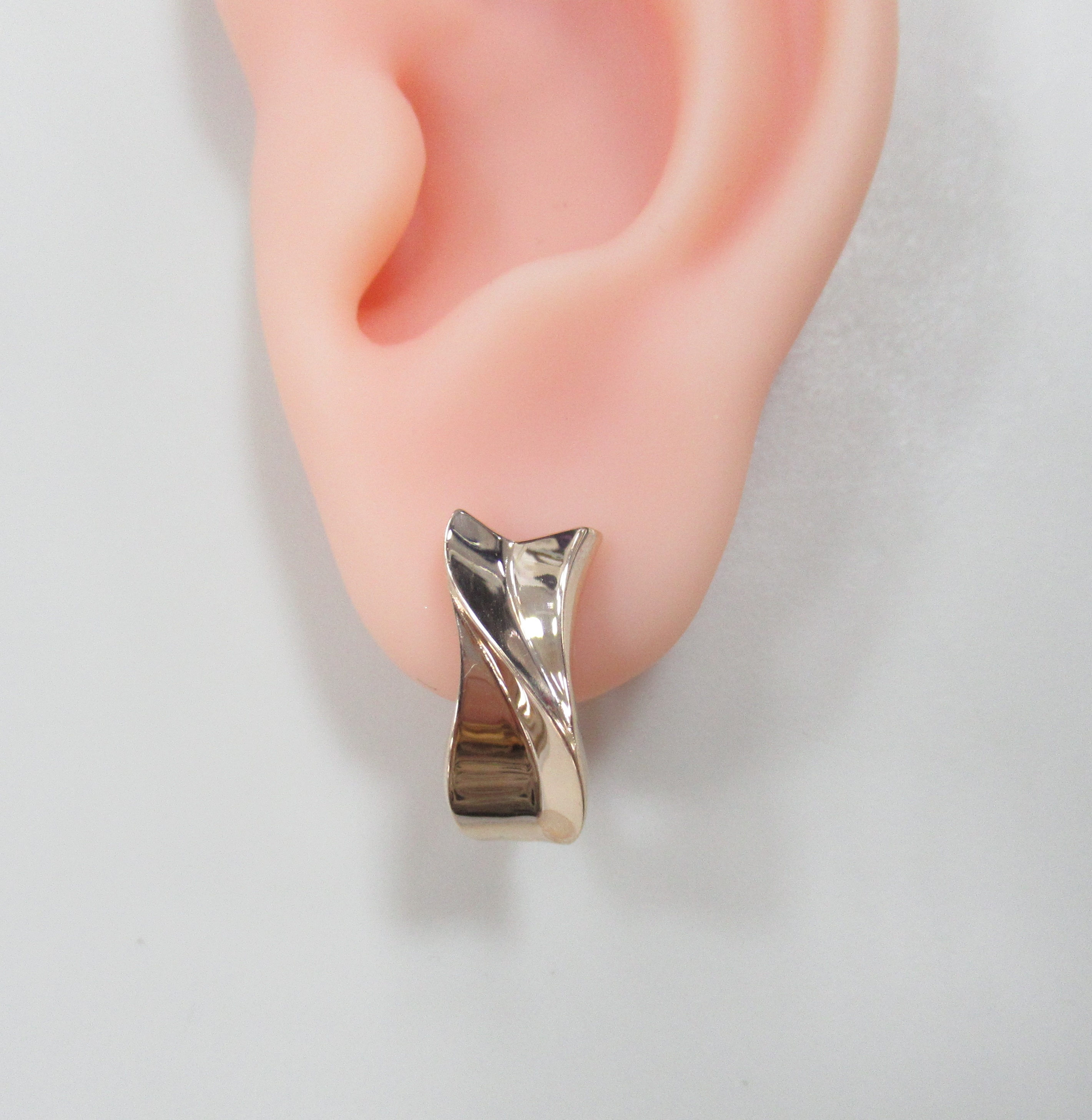 10519-000636 Серьги (Au 585)